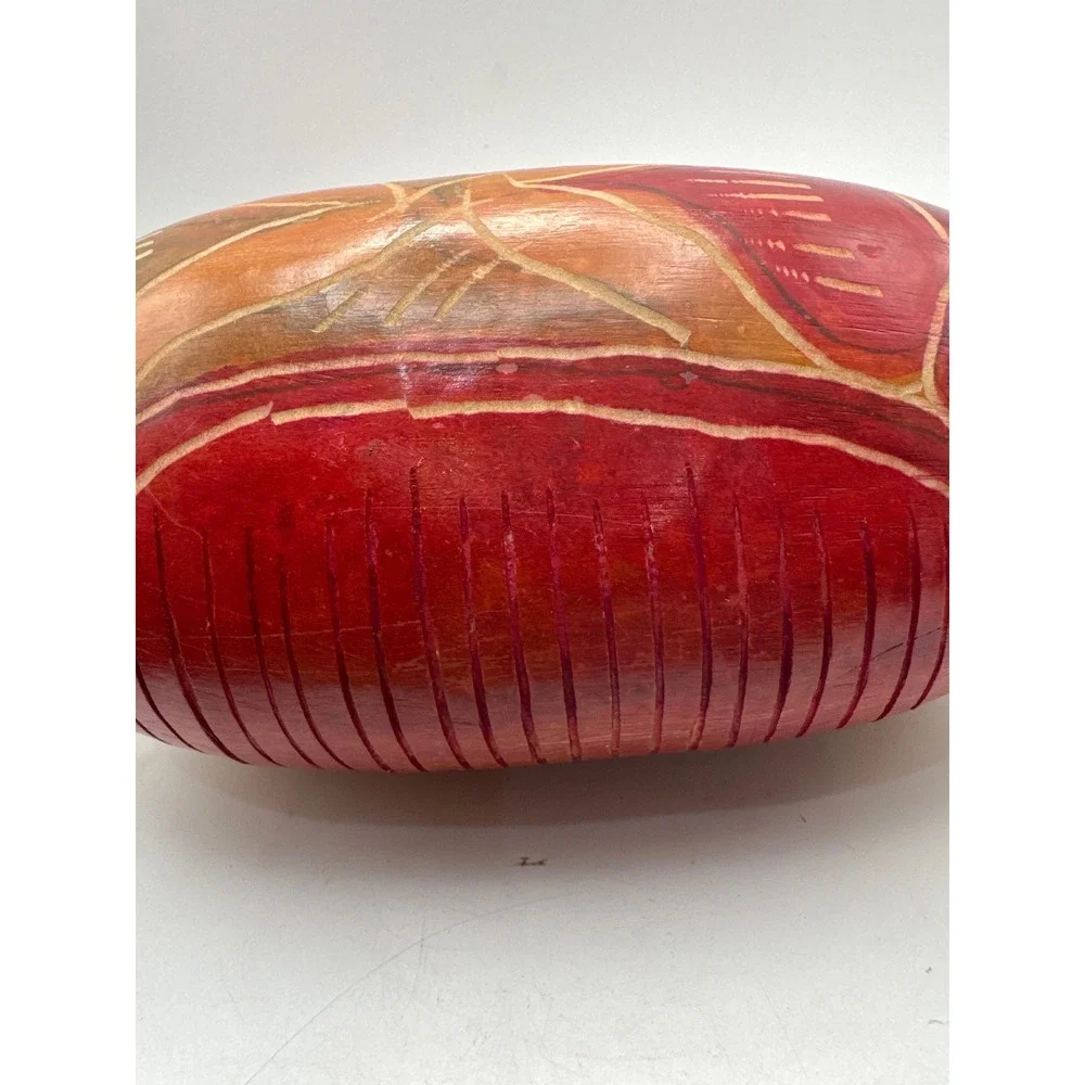 Hand  Carved Gourd Musical  VTG Ribbed MCM gourd percussion musical instrument‎